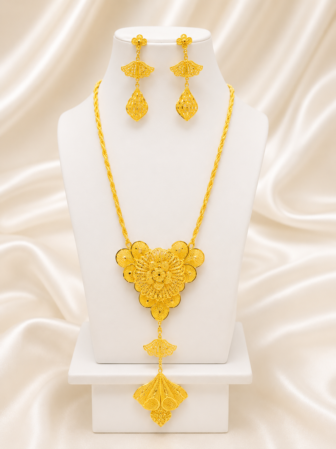 Necklace 0442
