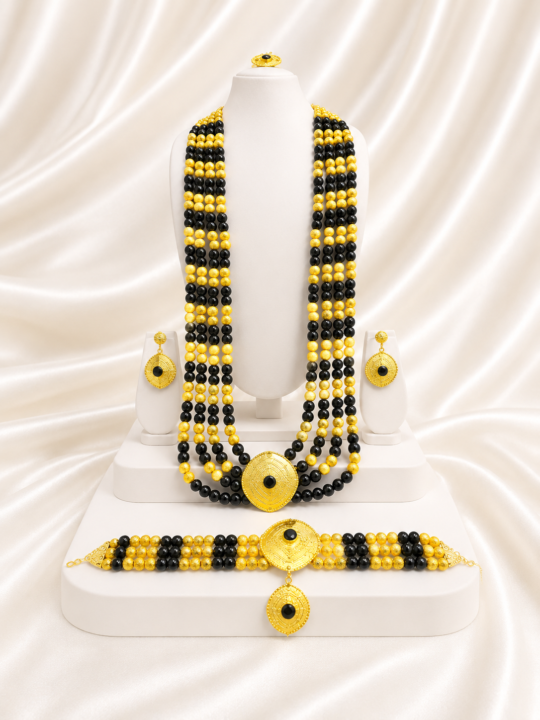 Ngalam Necklace 0025