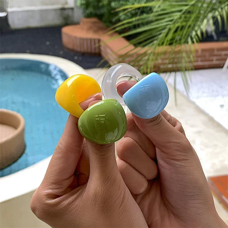 Candy Color Acrylic Geometric Ring for Women – Bold Resin Statement Ring, Lightweight Fashion Party Jewelry