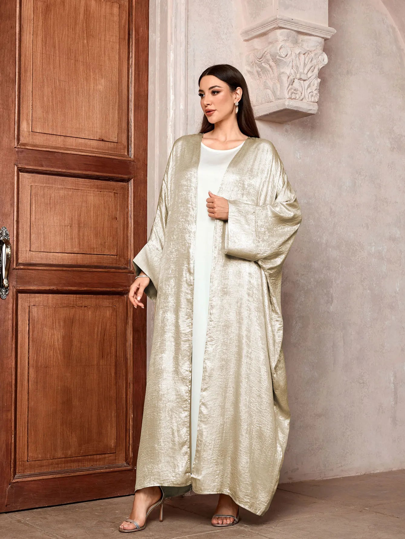 Luxury Satin Batwing Abaya Kimono – Shiny Open Front Maxi Kaftan for Ramadan, Eid & Evening Wear