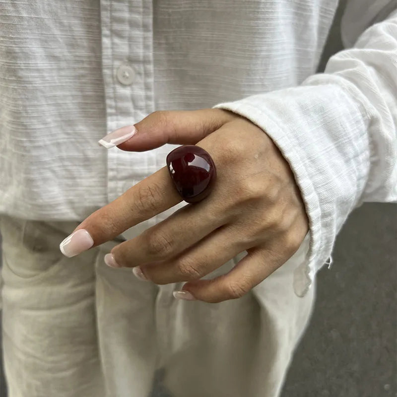Vintage Irregular Acrylic Resin Ring for Women – Boho Geometric Statement Ring, Smooth Aesthetic Fashion Jewelry