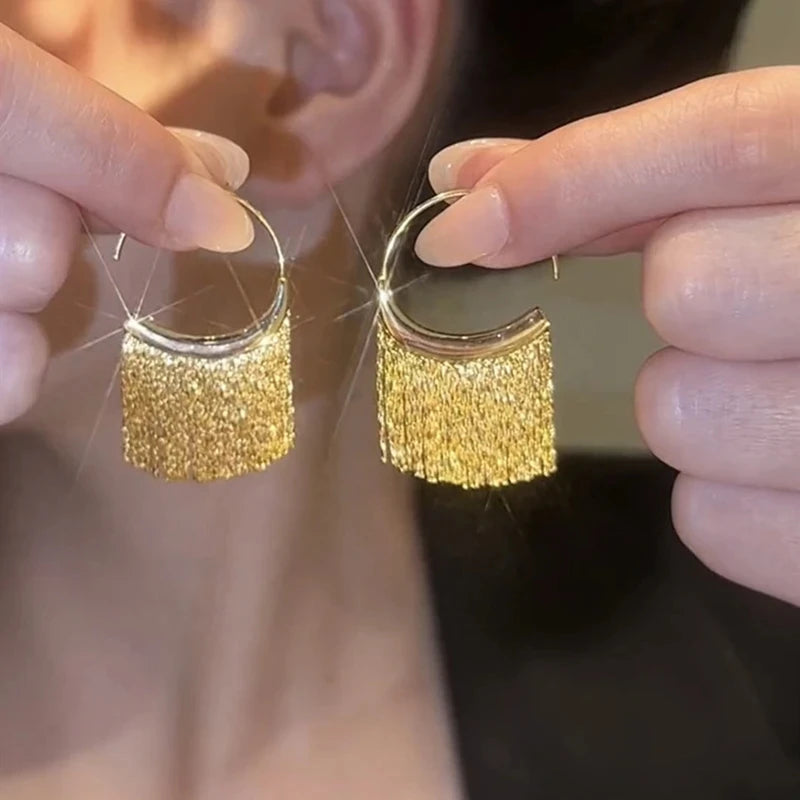 Exaggerated Luxury Long Tassel Earrings – Gold Geometric Chain Statement Jewelry
