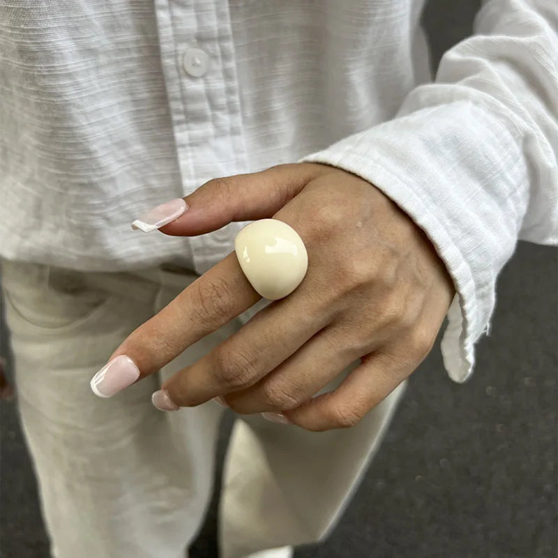 Vintage Irregular Acrylic Resin Ring for Women – Boho Geometric Statement Ring, Smooth Aesthetic Fashion Jewelry