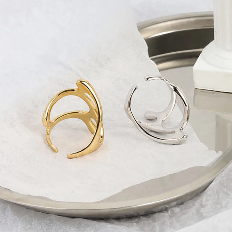 Vintage Irregular Pleated Gold Ring – Y2K Liquid Metal Geometric Statement Ring for Women
