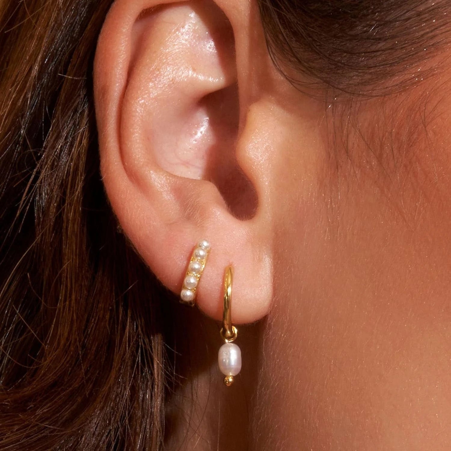 2-Pair Set Vintage Pearl Dangle Hoop Earrings – 18K Gold Plated Stainless Steel Hoops for Women