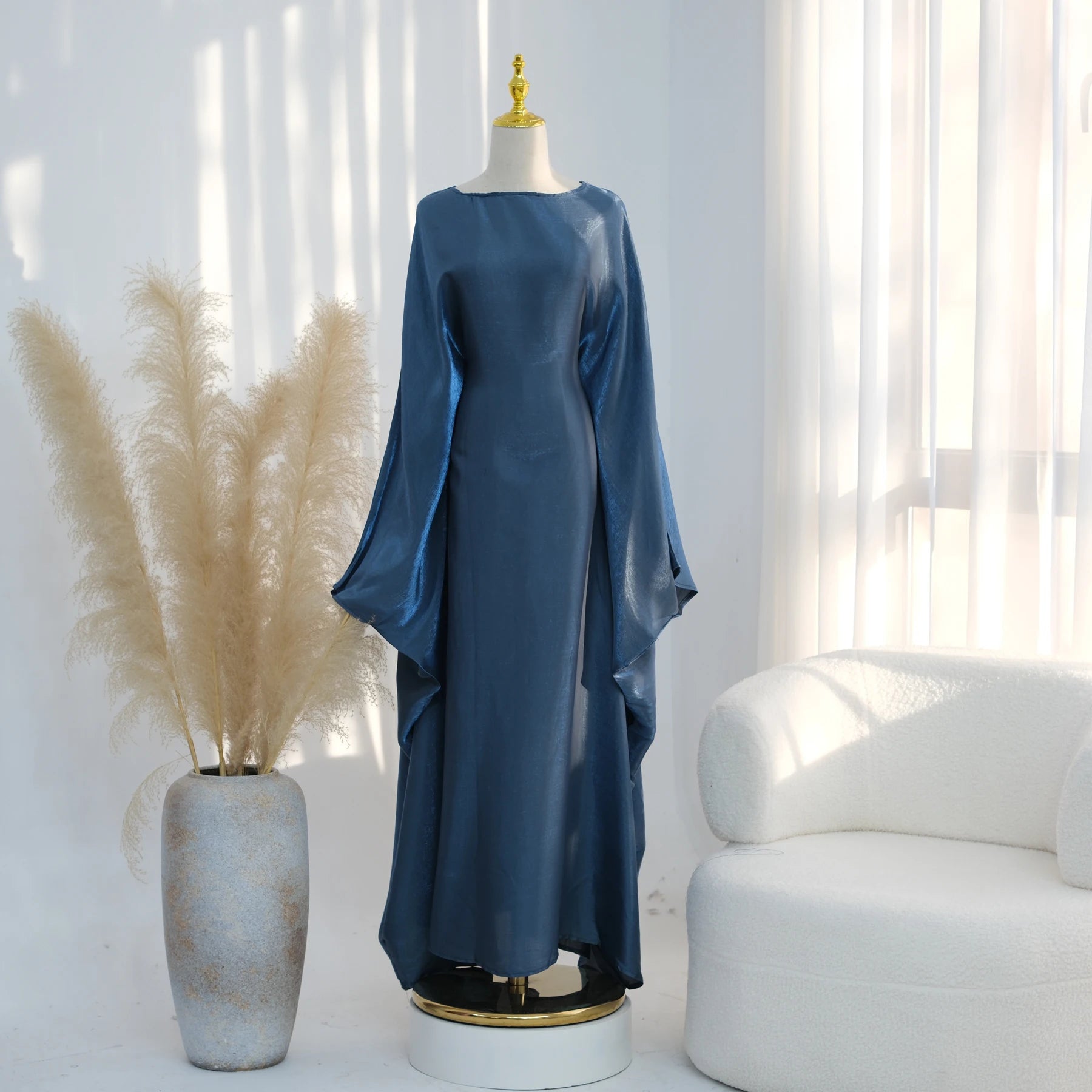 Elariah Shimmering Eid Kaftan Abaya – Extra Loose Fit Butterfly Sleeve Maxi Dress for Ramadan, Evening & Party Wear