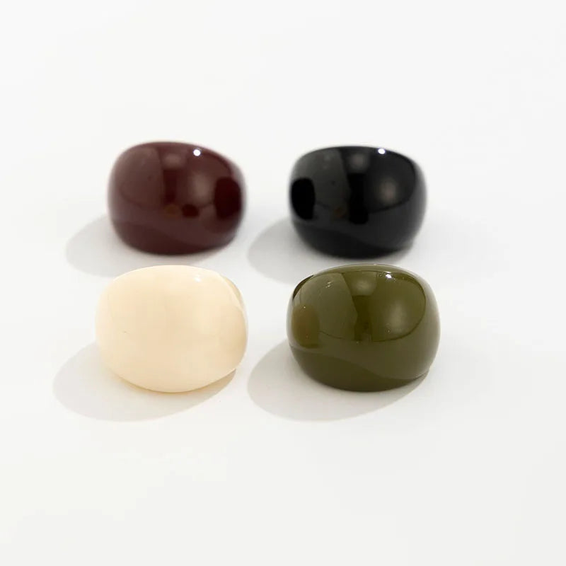 Vintage Irregular Acrylic Resin Ring for Women – Boho Geometric Statement Ring, Smooth Aesthetic Fashion Jewelry
