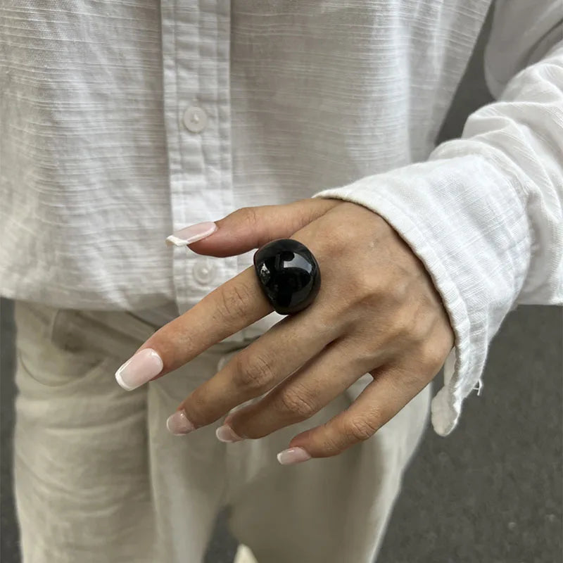 Vintage Irregular Acrylic Resin Ring for Women – Boho Geometric Statement Ring, Smooth Aesthetic Fashion Jewelry