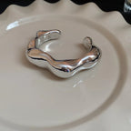 Irregular Geometric Twisted Cuff Bangle – Vintage Statement Bracelet for Women